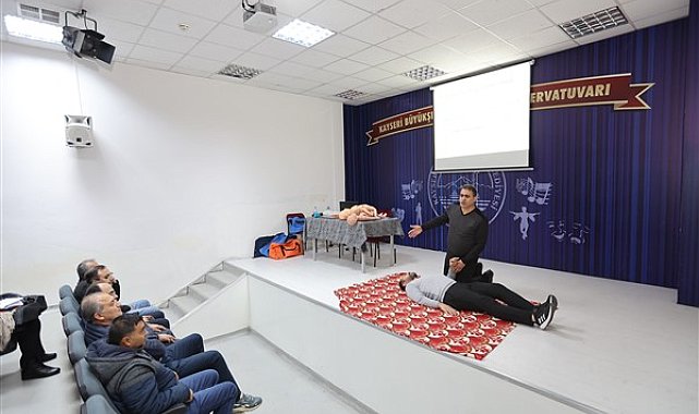Kayseri Büyükşehir'den personeline sertifikalı