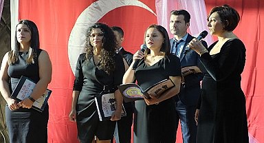 Kemer'de Öğretmenler Günü kutlandı