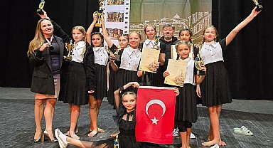 Kemer'in dansçılarından büyük başarı
