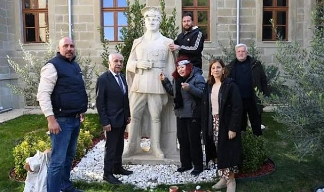 Keşan Kent Müzesi’ndeki Atatürk Anıtı’nda restorasyon çalışması başlatıldı