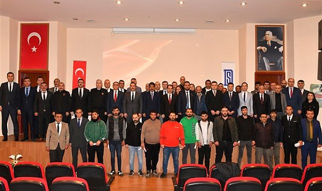 Kırşehir'de yükümlülere satranç ve boyacılık eğitimi verildi