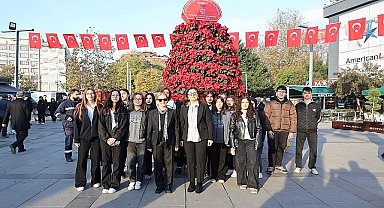 Kocaeli Ata'sını onun adını taşıyan çiçeklerle anıyor