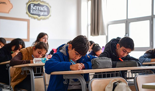 Malatya Büyükşehir Belediyesi tarafından “Ödüllü Deneme Sınavı” gerçekleştirildi