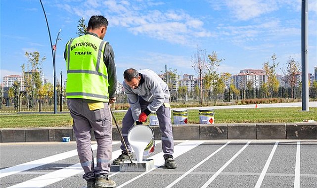 Malatya'da trafik güvenliği için 920 bin metre yol çizgi çalışması yapıldı