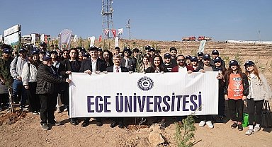 Milli Ağaçlandırma Günü'nde binlerce fidan toprakla buluşturuldu