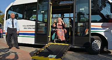 Muğla Büyükşehir Belediyesi ulaşımda annelere destek olmak için 'Anne Kart' uygulamasını başlattı. 