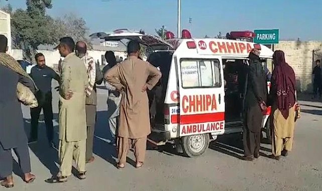 Pakistan'da patlamada en az 20 ölü 30 yaralı