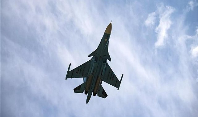 Rusya Ukrayna askeri havaalanlarının altyapısını vurdu