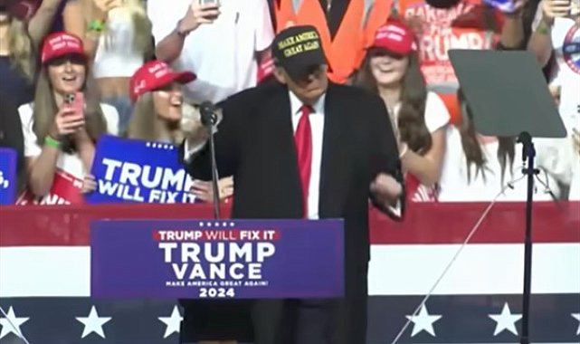 Trump'ın rüşvet davasında mahkum edilip edilmeyeceğine bugün karar verilecek