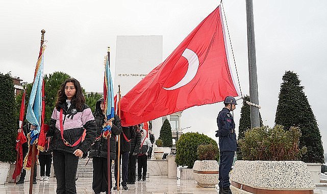 Ulu Önder Mustafa Kemal Atatürk, Vefatının 86. Yıl Dönümünde Üsküdar'da Anıldı