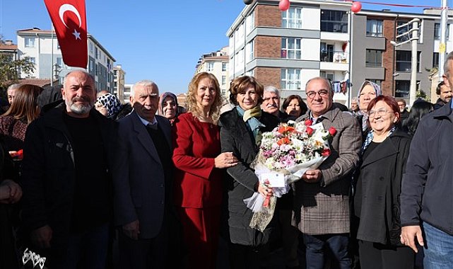 Ünlüce, Esentepe’de vatandaşlarla buluştu