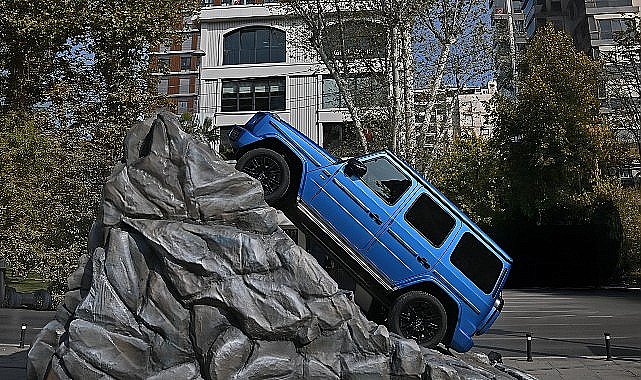 Yeni Elektrikli Mercedes-Benz G-Serisi İstanbul'da yükseldi