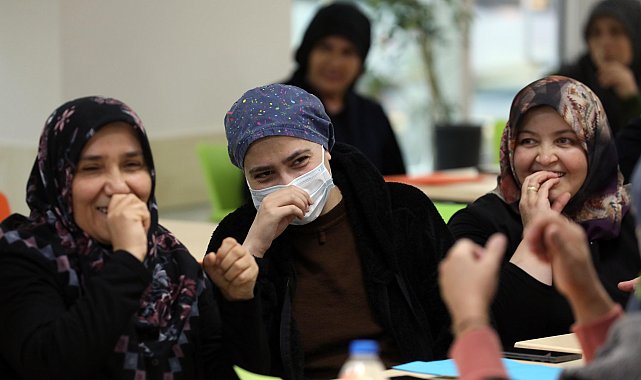Yenimahalle’de kanser hastalarına Kahkaha Yogası