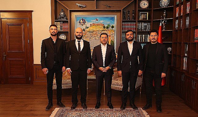 Zafer Partisi'nden Arı'ya Ziyaret