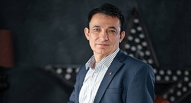 Akademisyen sanatçı Sebahattin Sivrikaya'dan dillerden düşmeyecek, hit olacak fantazi türde bir eser: Sensiz olamam