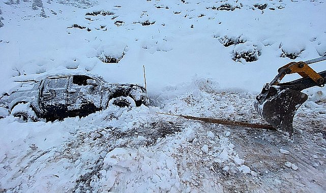 Akseki Çimi Yaylası'nda mahsur kalan vatandaşlar kurtarıldı