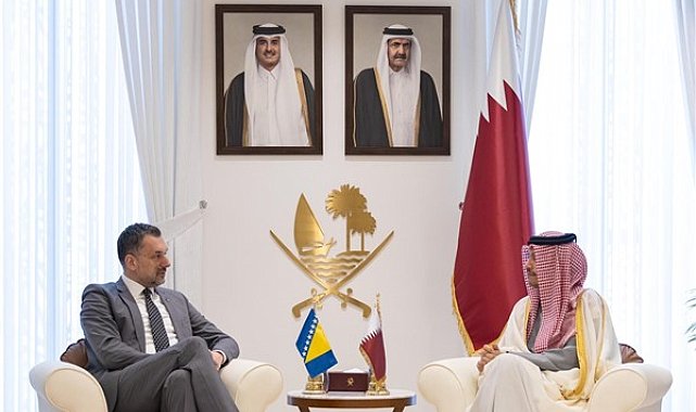 Al-Thani, Bosna-Hersek Dışişleri Bakanı Konakovic ile görüştü