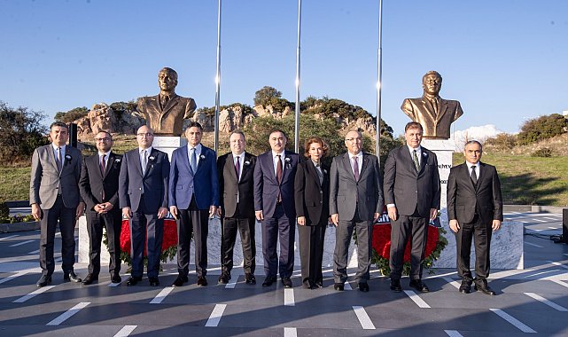 Aliyev 21. ölüm yıl dönümünde İzmir’de anıldı