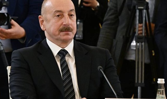 Azerbaycan Cumhurbaşkanı Aliyev, İran İslam Cumhurbaşkanı Pezeshkian ile görüştü