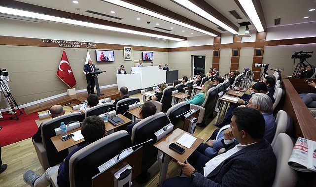 Bakırköy Belediyesi'nin Emeklilere Pazar Desteği Ödemeleri Başladı