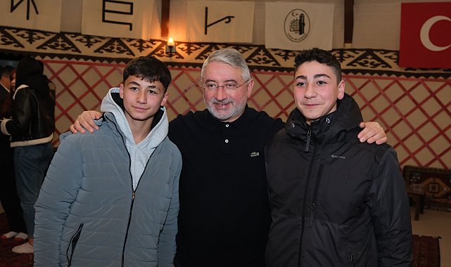 Başkan Aşgın, gençlerle buluştu