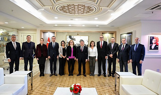 Başkan Böcek, Dünya Bankası heyetiyle görüştü