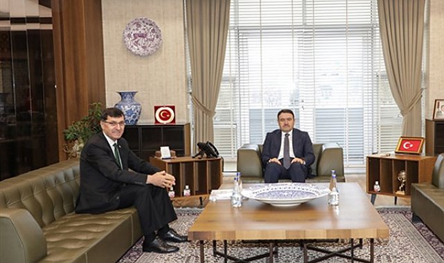 Başkan Kahveci, Kütahya Valisi Işın'ı ziyaret etti