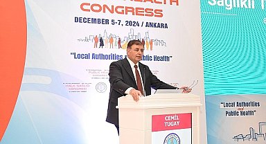 Başkan Tugay, Ulusal Halk Sağlığı Kongresi'nde konuştu “Sağlıklı şehir bir sonuç değil, bir süreç ve bir yöntemdir