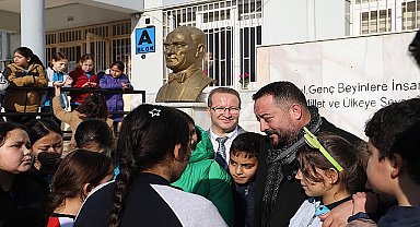 Başkan Turan çocukların yeni yıl sevincine ortak oldu
