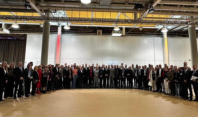 Başkan Ünlüce, CEMR Liderler Zirvesi'ne katıldı