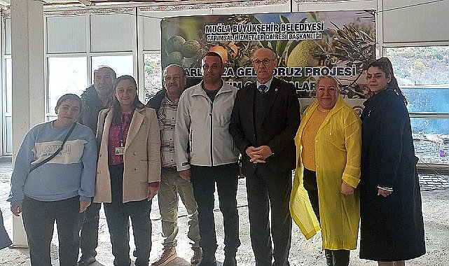 Büyükşehir'den Badem Biti ve Zeytin Zararlılarıyla Mücadele