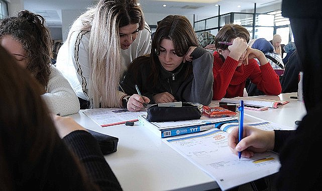 Büyükşehir'den gençlere başarı ve motivasyon kampı; Akademi Lise öğrencileri TYT için kampa girdi