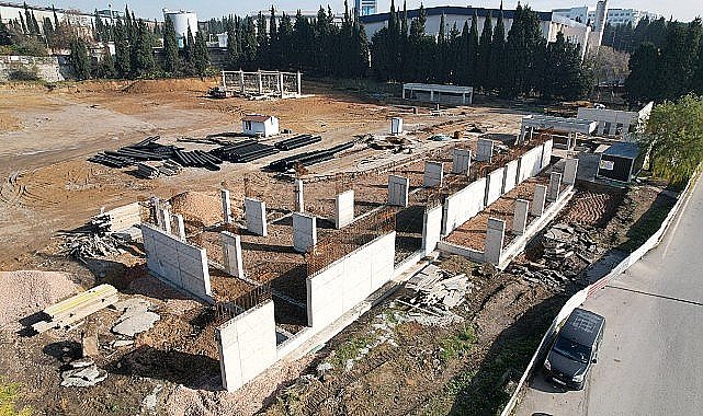 Çayırova otobüs garajı hızla ilerliyor