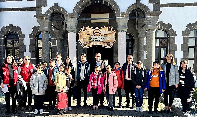Diyarbakır Aile ve Sosyal Hizmetler İl Müdürlüğü tarafından çocuklara yönelik etkinlik