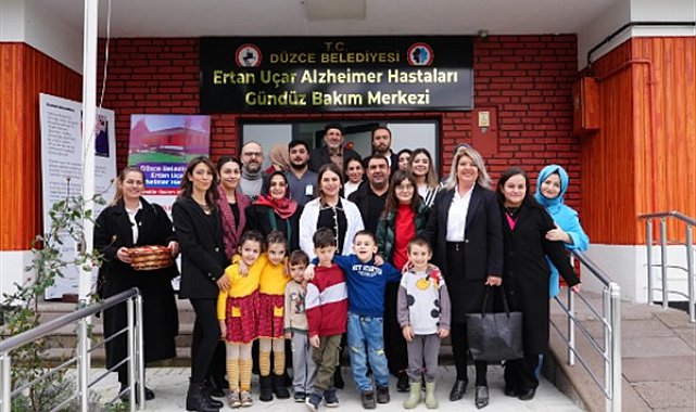 Düzce Çocuk Üniversitesi öğrencileri, Bakım Merkezi’ni ziyaret etti