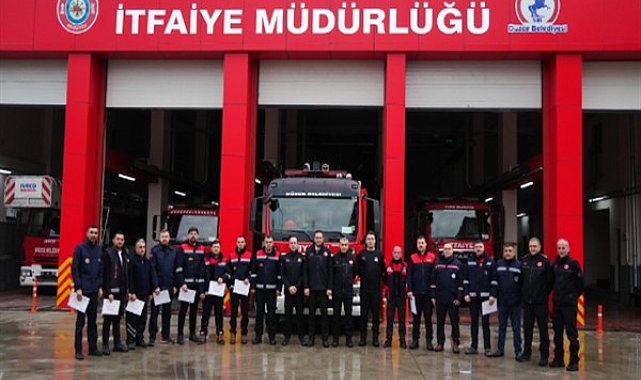 Düzce'de itfaiyecilere eğitim verildi