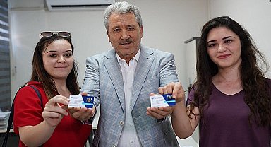 Ege Üniversitesinin 'Mezun Kart' uygulaması yoğun talep görmeye devam ediyor
