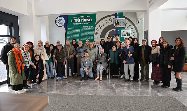 Eskişehir Büyükşehir Belediyesi Gençlik Merkezi'nden “Nesiller Buluşuyor” etkinliği