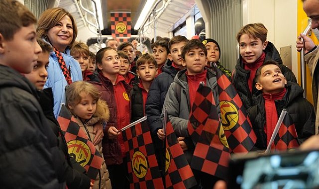 Eskişehir Çarşı tramvay durağının adını ES-ES olarak değiştirildi
