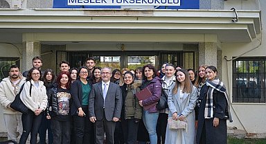 EÜ'de öğrencilere yurt dışı eğitim olanakları anlatıldı