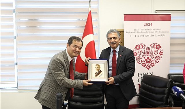 Gemlik ve Japonya'nın Nanao Belediyesi kardeş şehir oldu