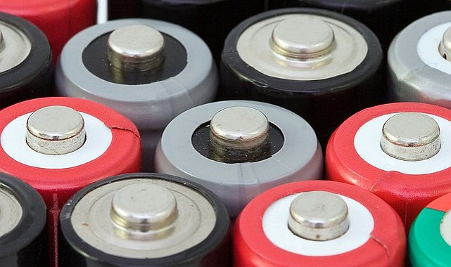 Gürsu Belediyesi, Okullar Arası Atık Pil Toplama Yarışması’nı başlattı