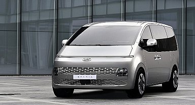 Hyundai'den Yeni Bir MPV Hamlesi: 225 Beygirlik STARIA Hibrit.