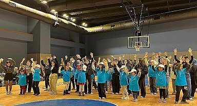 İstinye Üniversitesi ve Gülmek İyileştirir Derneği “Spor her çocuğun hakkı