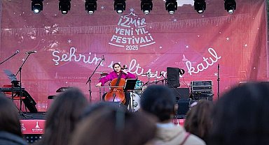 İzmir'in en neşeli festivali başladı