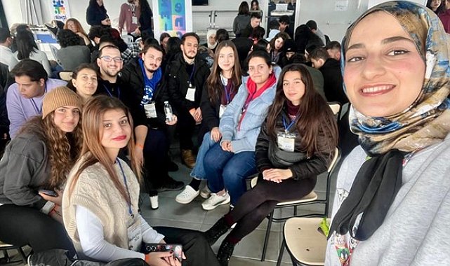 İzmirli gençler “fark edil-fark ettir” diyerek buluştu