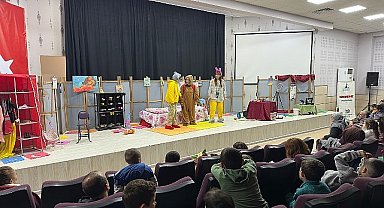 Kartepe'de Yüreklere Dokunan Tiyatro