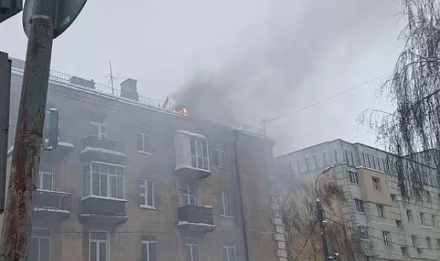 Kazan'ın üç bölgesinde İHA saldırısı yangına neden oldu