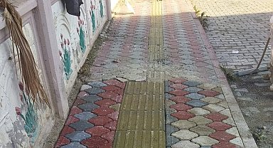 Kemer'de yol ve kaldırım çalışmaları