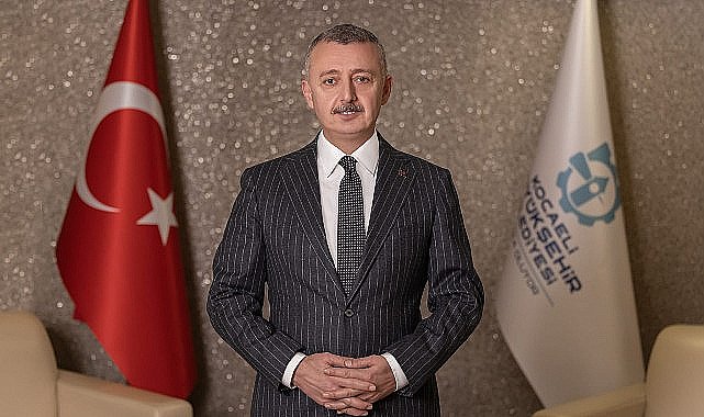 Kocaeli Büyükşehir Belediye Başkanı Doç.Dr.Tahir Büyükakın'ın yeni yıl mesajı: “Kocaeli için çalışıyoruz, daha çok çalışacağız